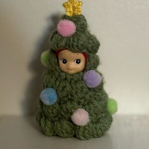 Sonny Angel crochet tree outfit